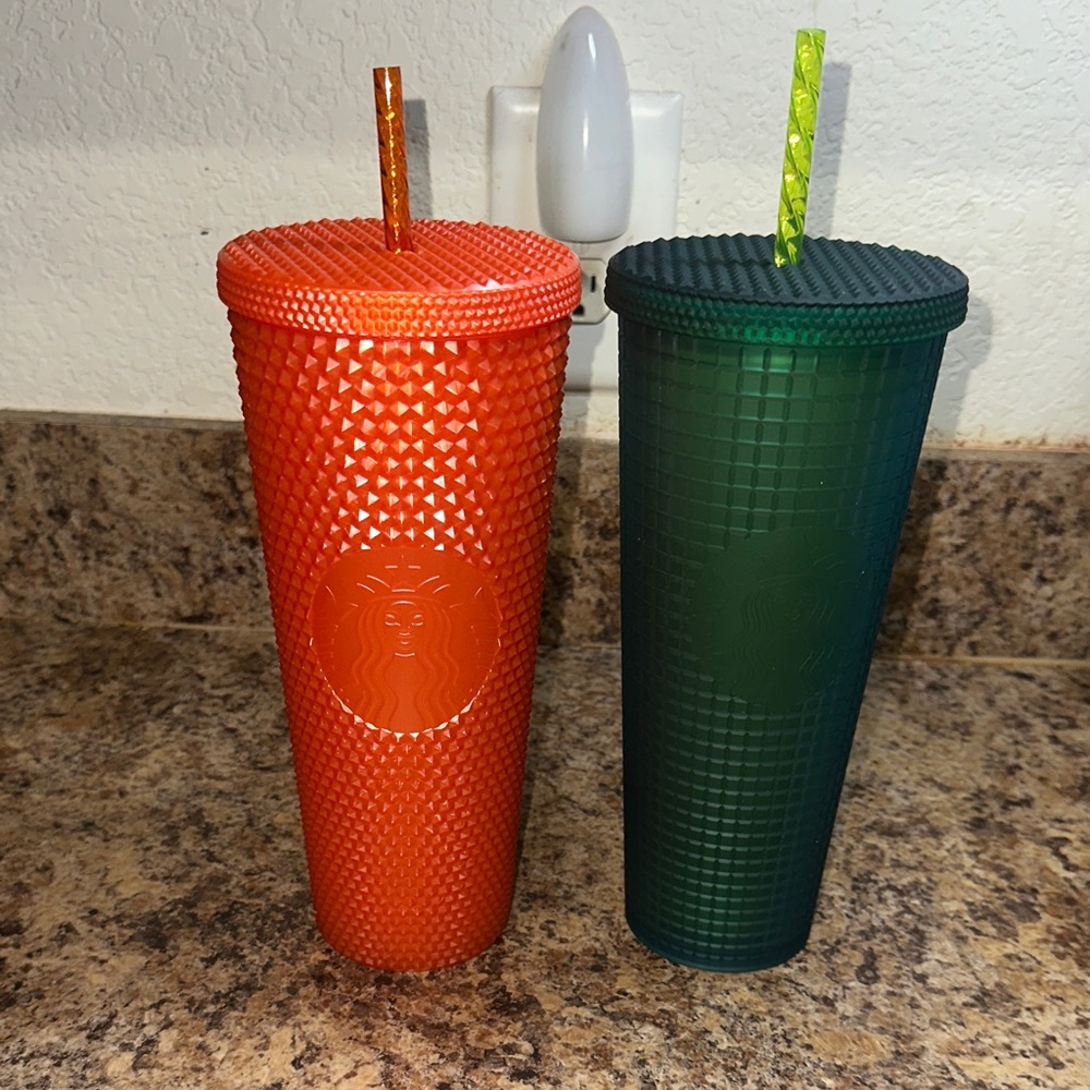 Starbucks Vibrant Orange and Deep Green 24 oz Tumblers